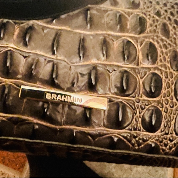 🎁 RARE! Brahmin Graphite Crestview Mini Asher! No longer being produced! - Picture 16 of 16